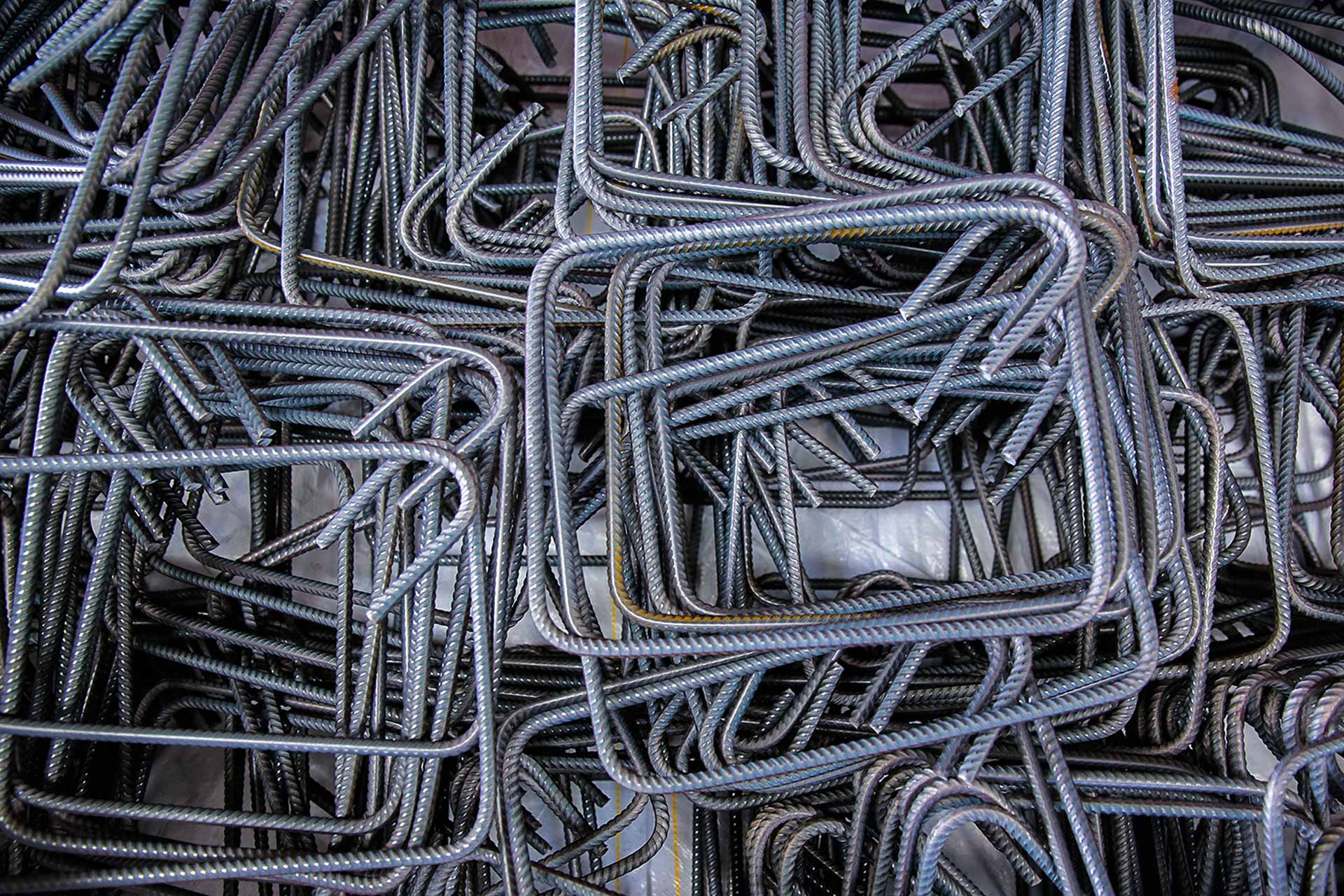 stahl-eisen-schneiden-biegen-schweissen-transport-verlegen